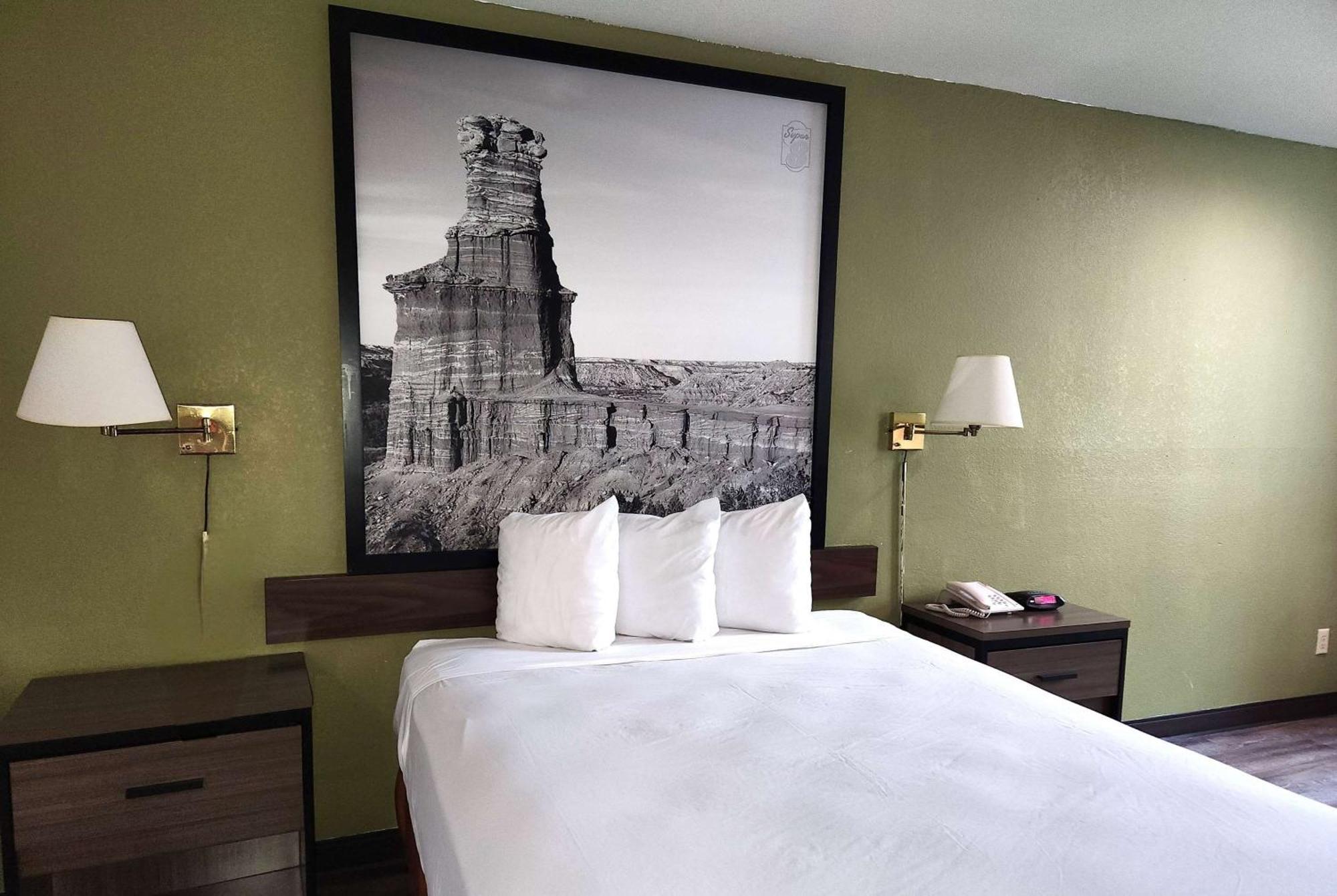 Super 8 By Wyndham Austin North/University Area Bagian luar foto