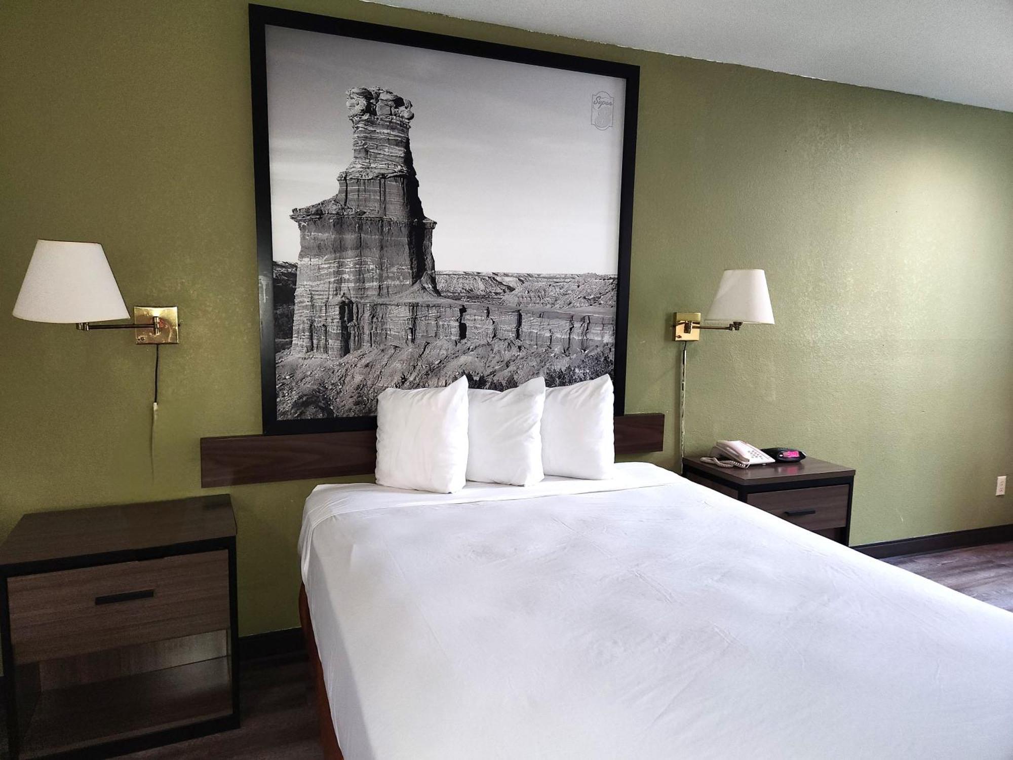 Super 8 By Wyndham Austin North/University Area Bagian luar foto